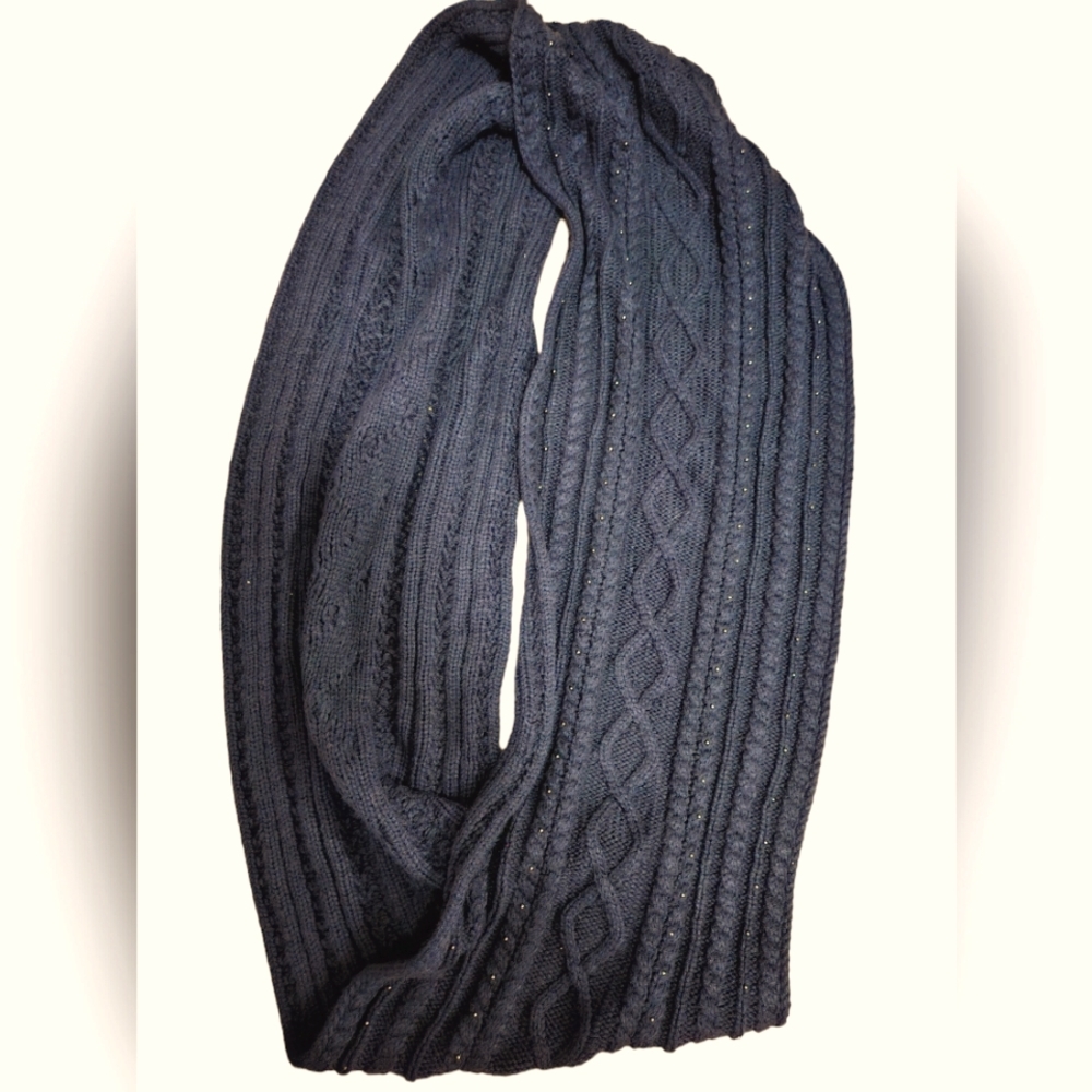 Loft infinity scarf